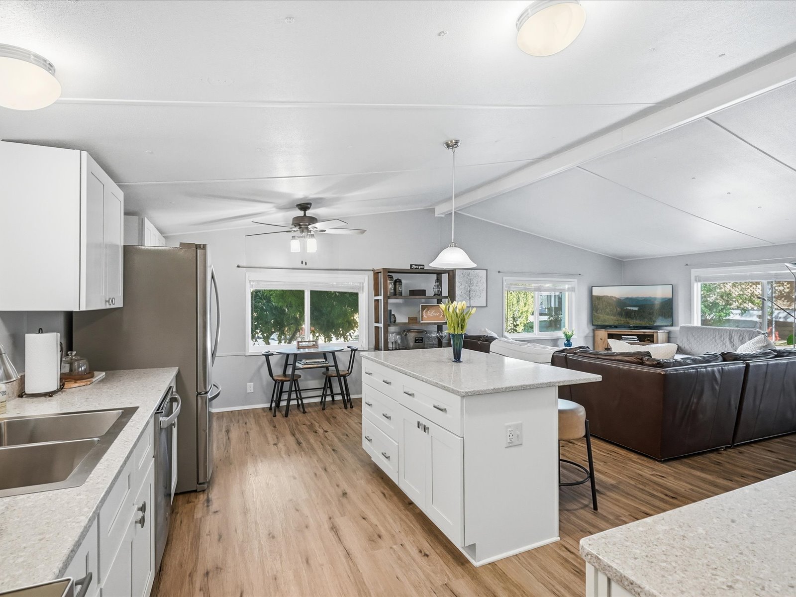 145 Taylor Avenue, view 10