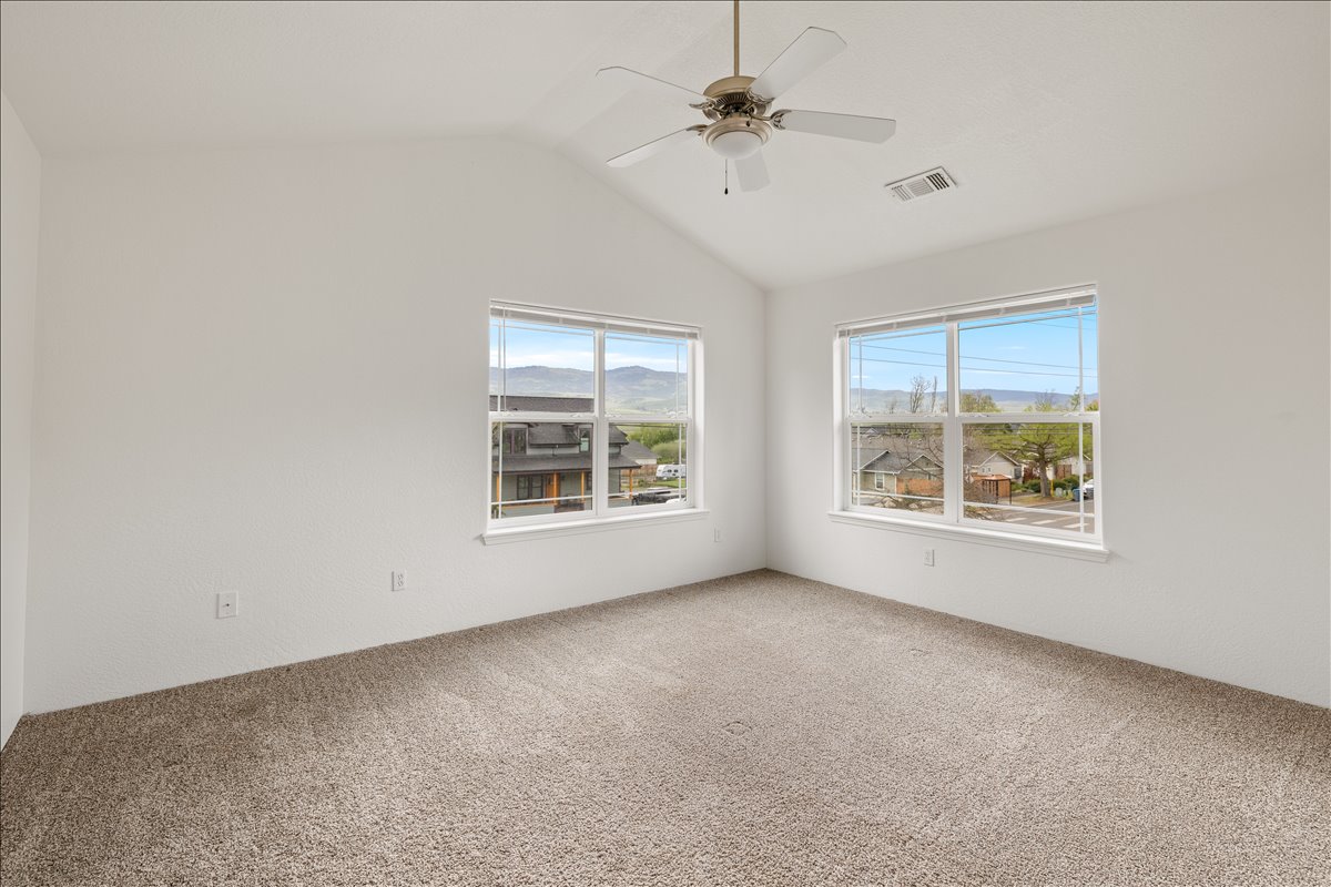 228 Talent Avenue #16, view 12