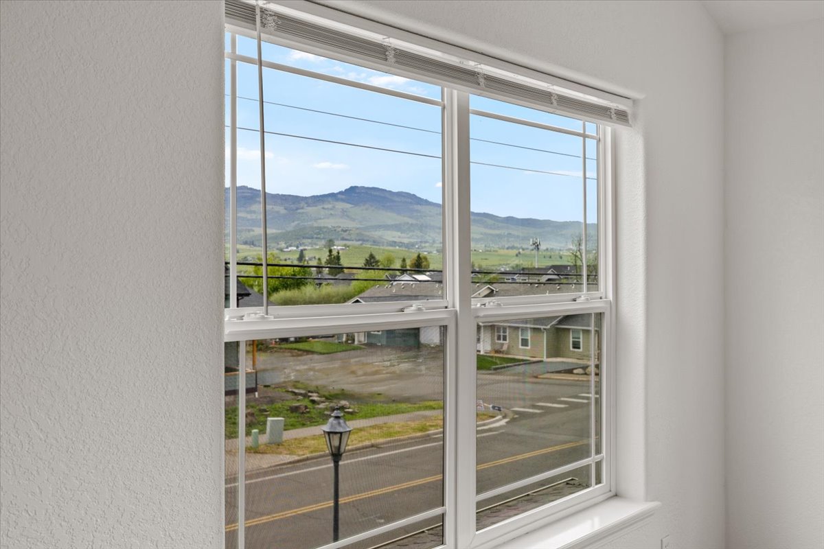 228 Talent Avenue #16, view 13