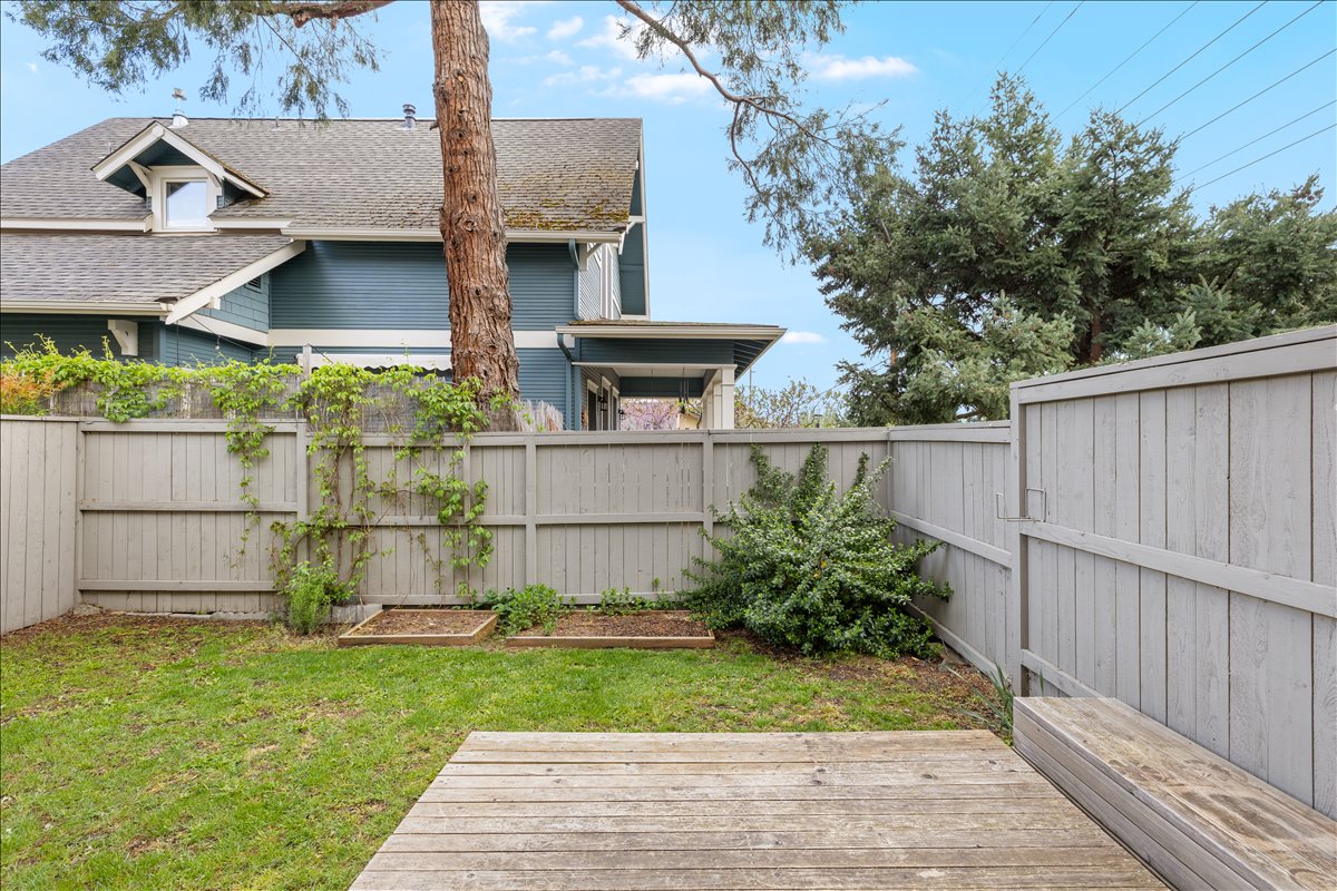 228 Talent Avenue #16, view 22