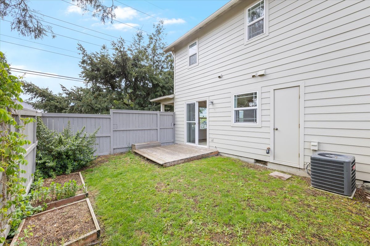 228 Talent Avenue #16, view 23