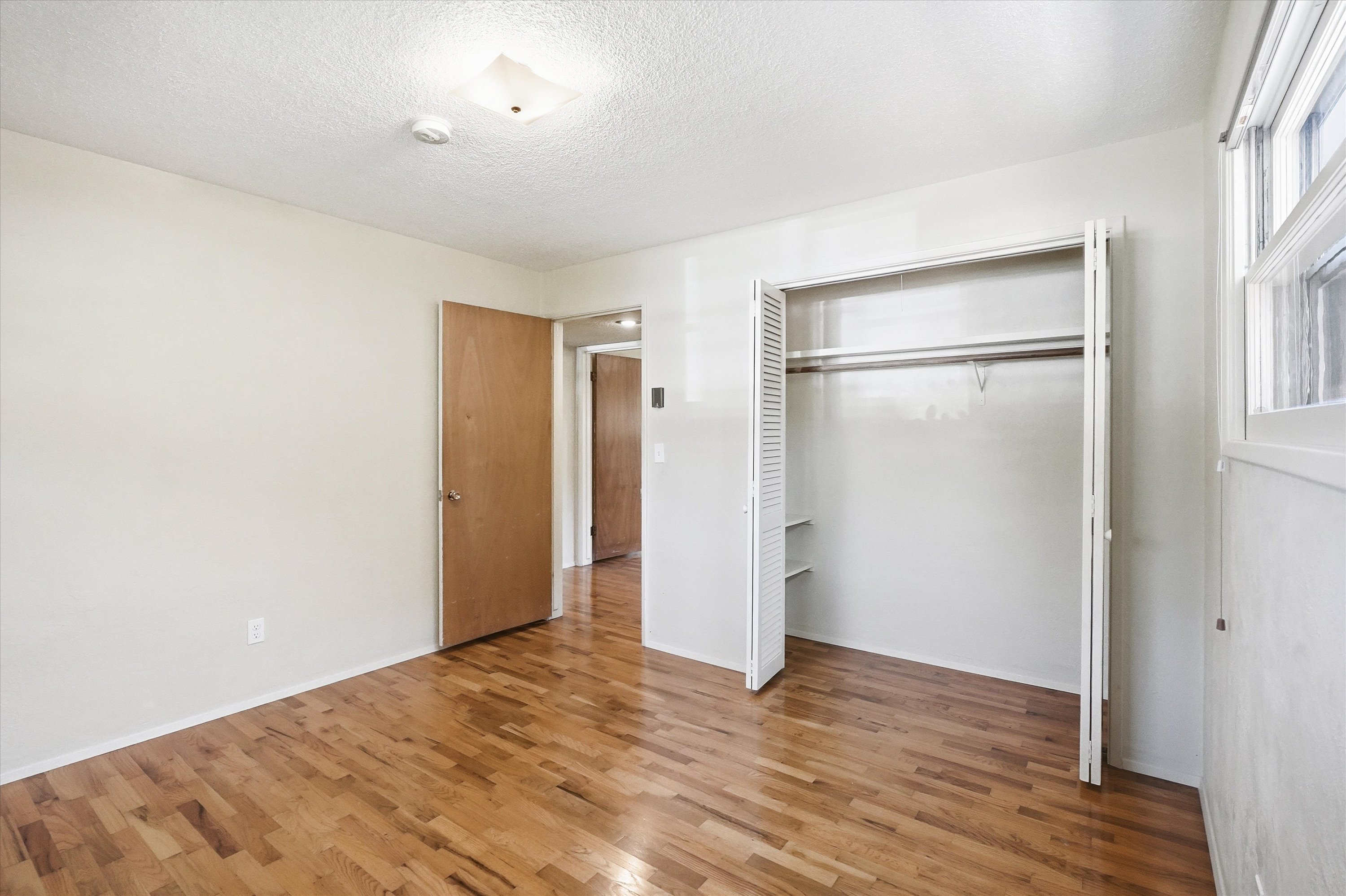 316 Stanley Avenue, view 19