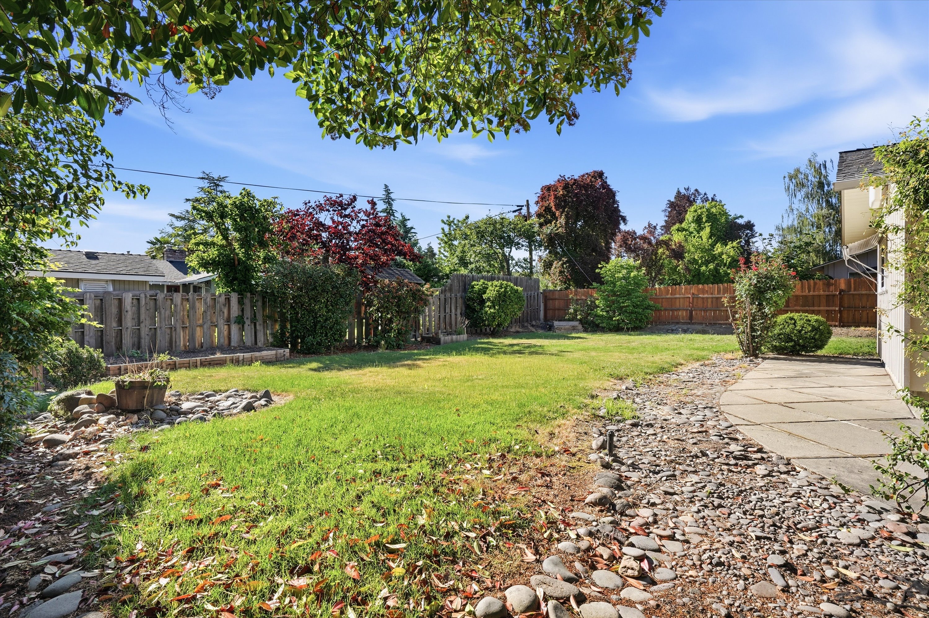 316 Stanley Avenue, view 25