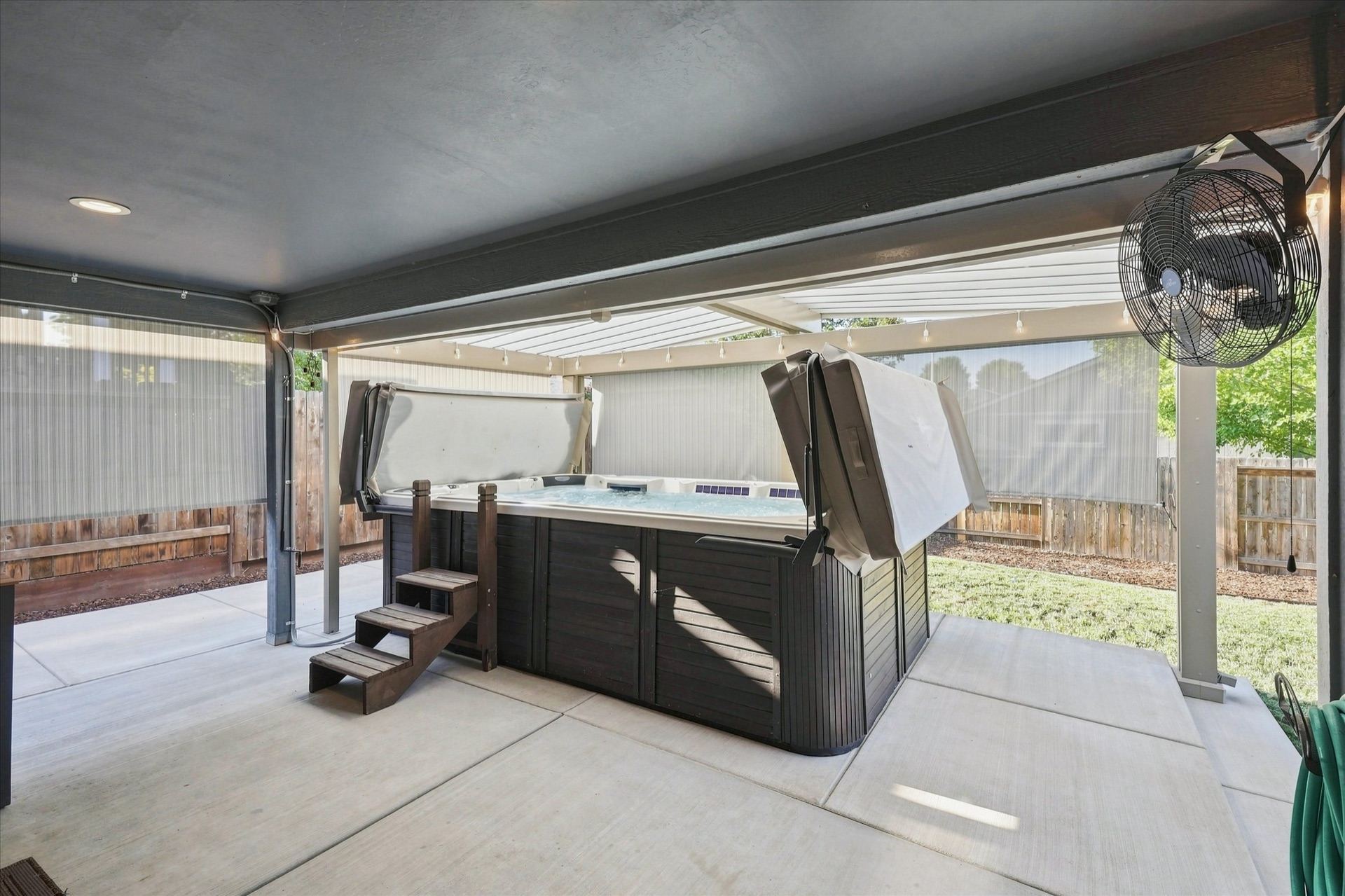 928 Stonewater Drive, view 29