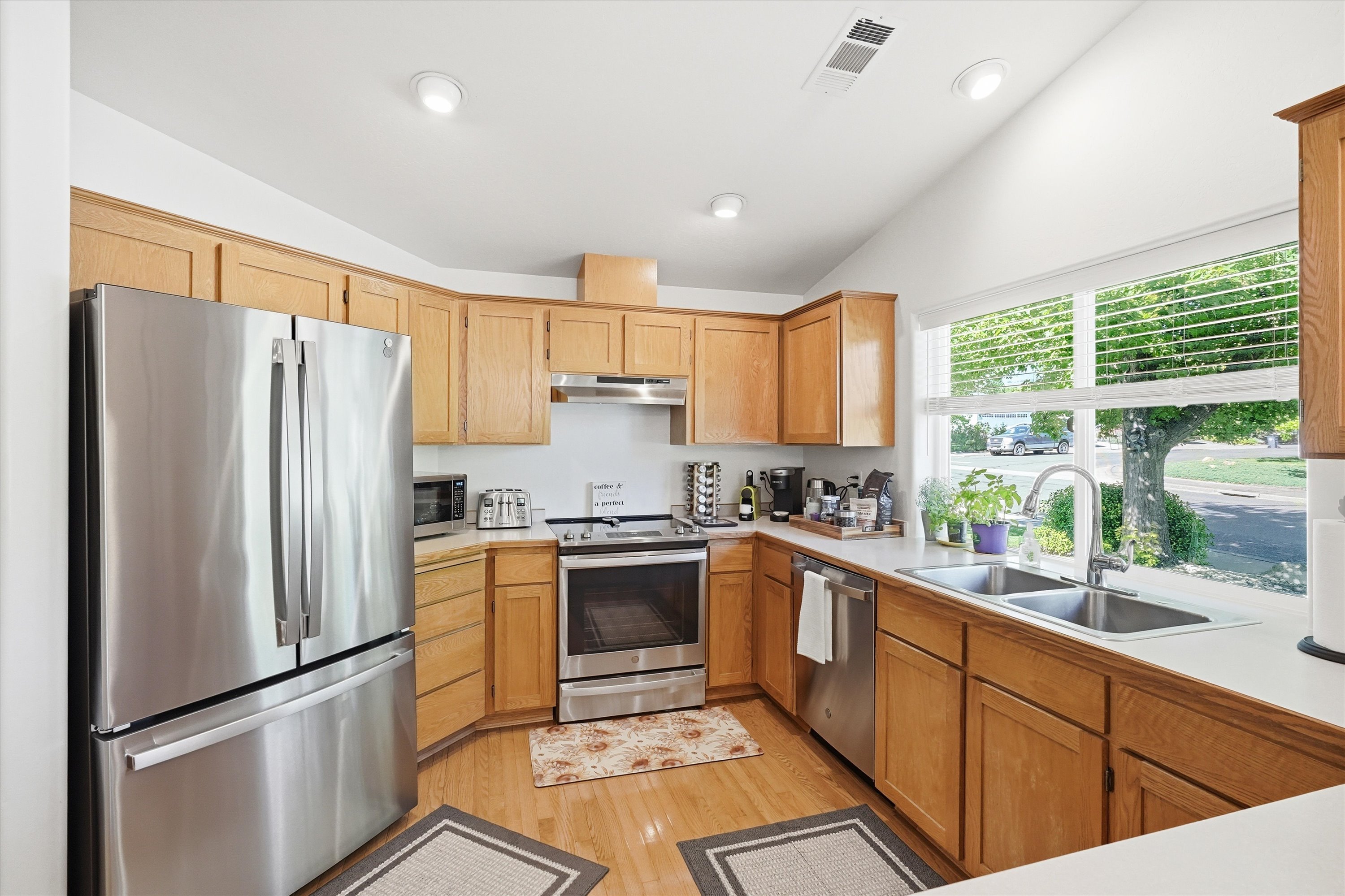 96 Mountain View Drive, view 16